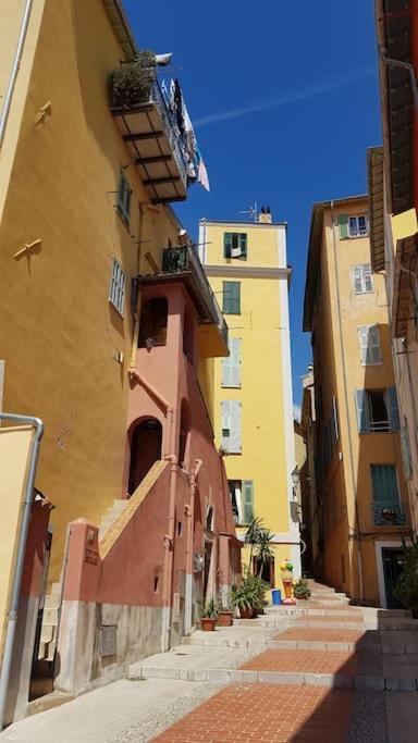 Appartement Bord De Mer Avec Garage マントン エクステリア 写真