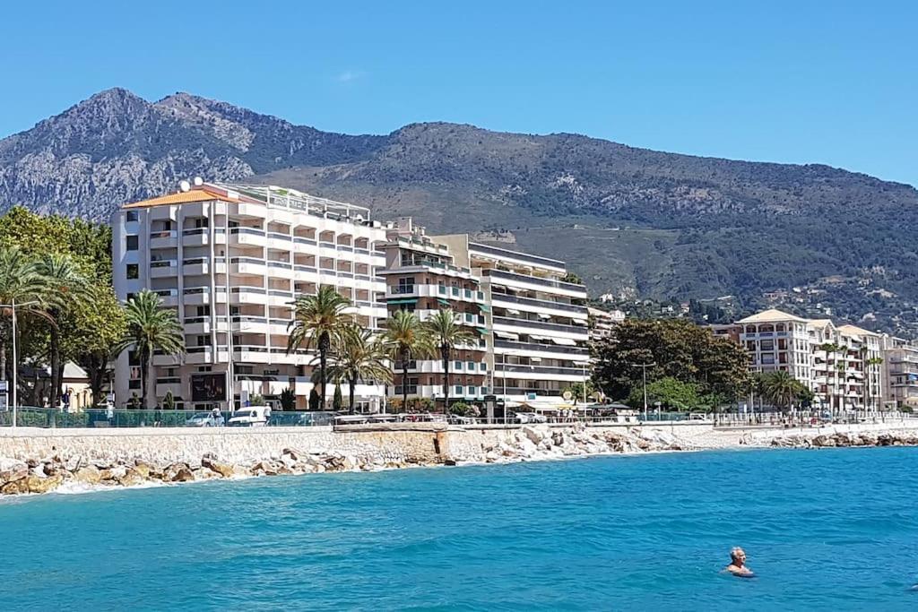 Appartement Bord De Mer Avec Garage マントン エクステリア 写真