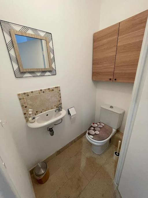 Appartement Bord De Mer Avec Garage マントン エクステリア 写真
