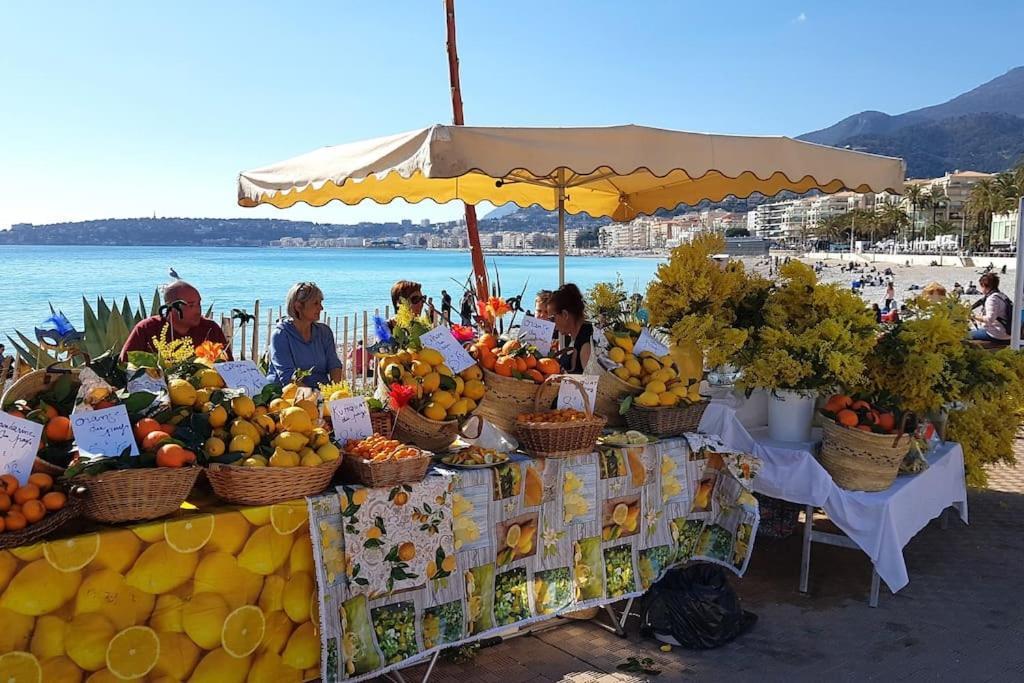 Appartement Bord De Mer Avec Garage マントン エクステリア 写真